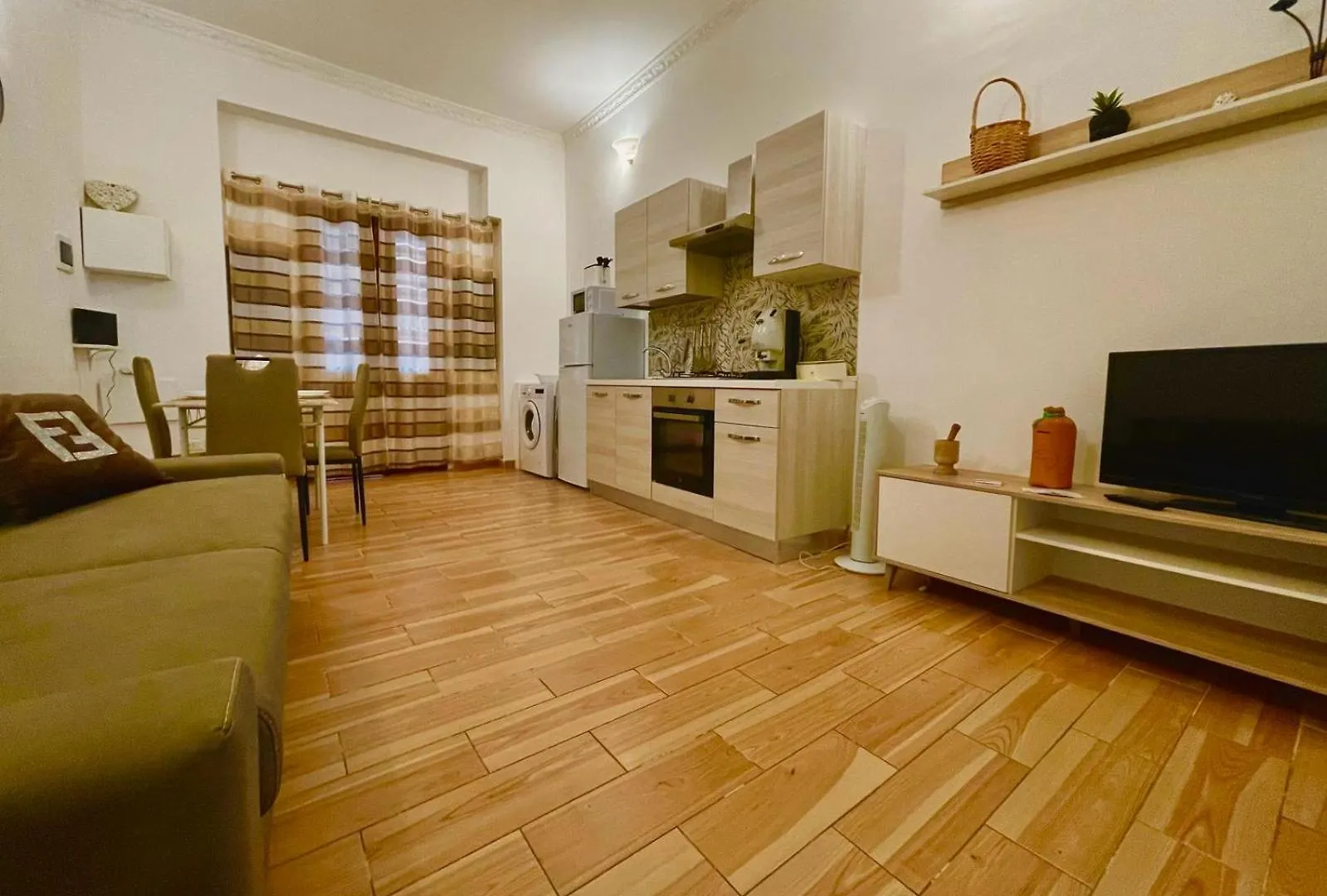 Centro Monteleone Apartment Palermo Italy